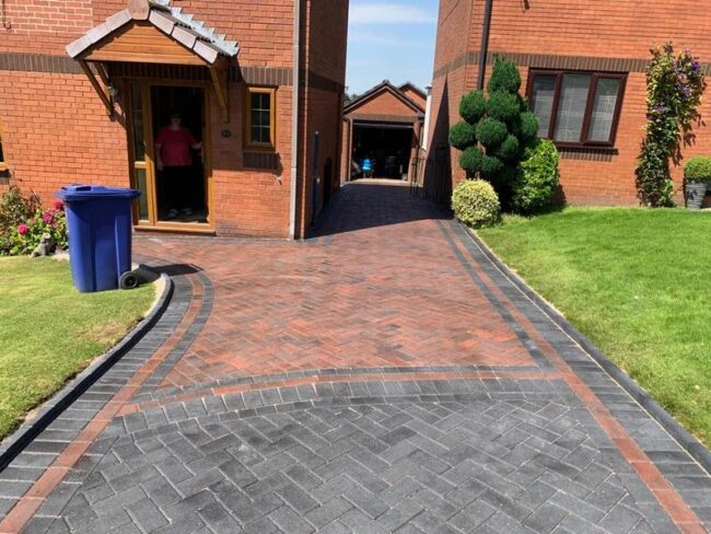 lancashire front block paved driveway 01
