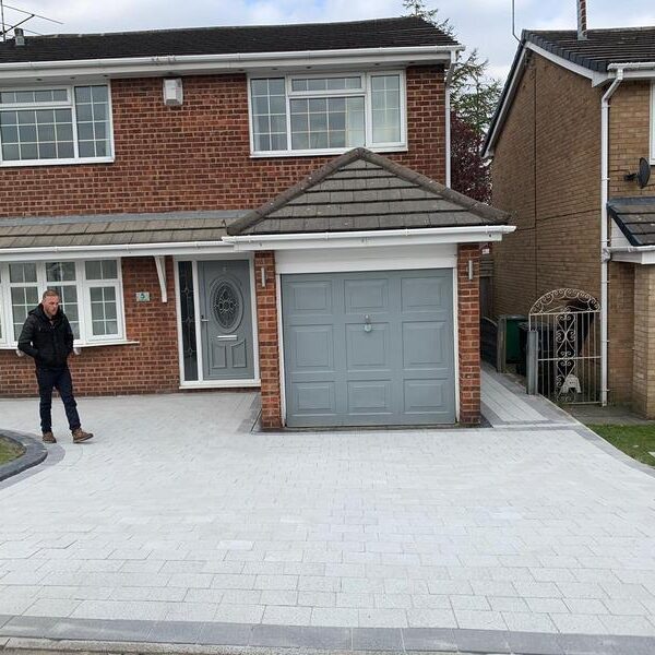 block paving front driveway back patio 08