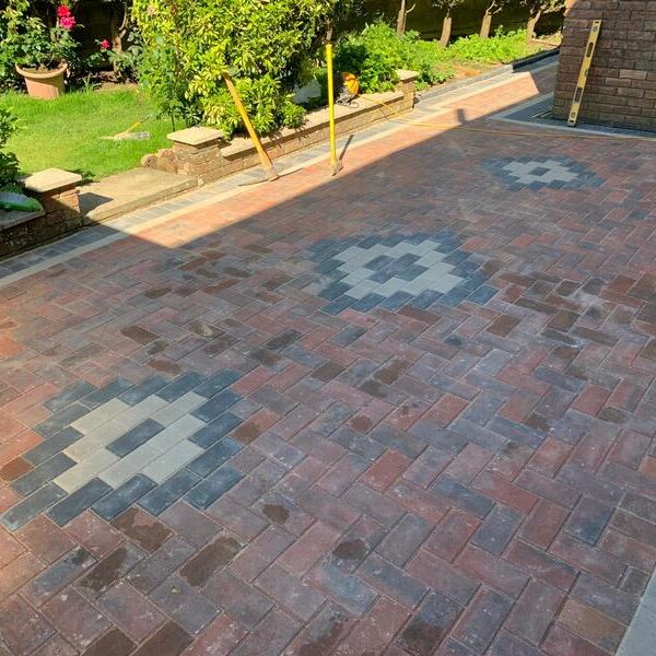 burnley block paving front back garden25