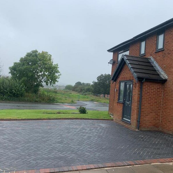 front block paving driveway lancashire burnley 03