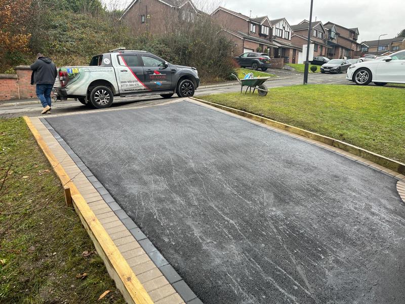 blackburn tarmac front driveway 07