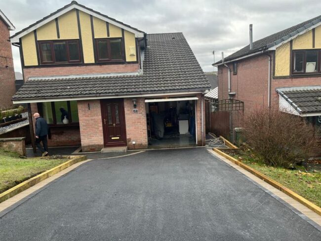 blackburn tarmac front driveway 09