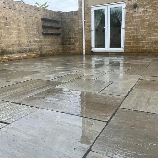 burnley patio front side rear garden 08
