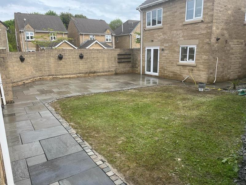 burnley patio front side rear garden 14