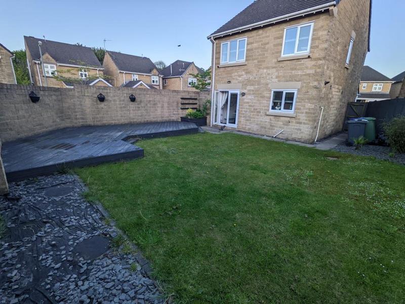 burnley patio front side rear garden 15