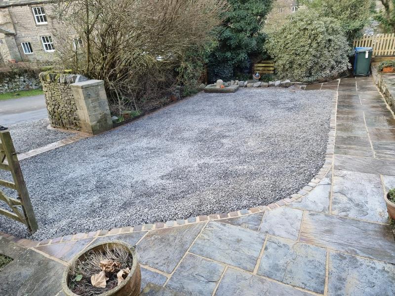 burnley gravel drive sandstone patio02