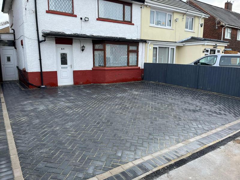 semi detached burnley house charcoal block paved driveway 12