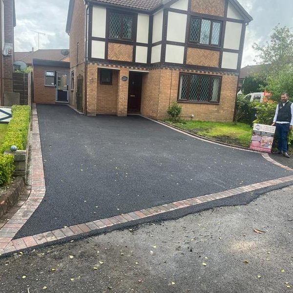 executive house tarmac drive 12