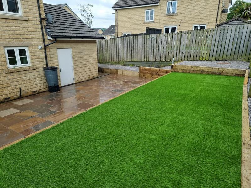 colne artificial grass retaining wall sandstone patio 04