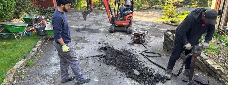 large block paved tarmac driveway 07