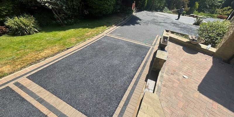 large block paved tarmac driveway 43