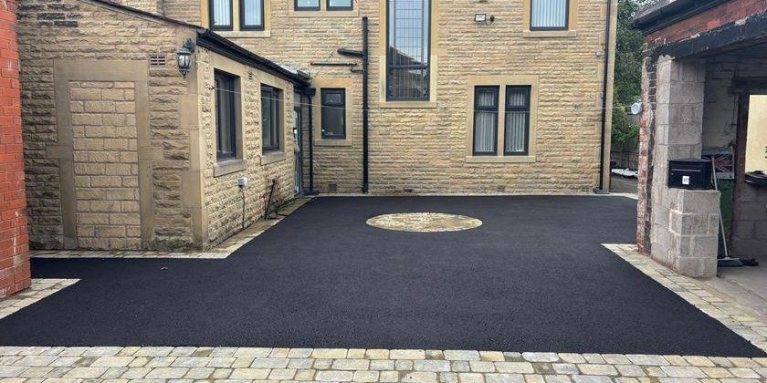 burnley tarmac drive block paved circle detail 0016