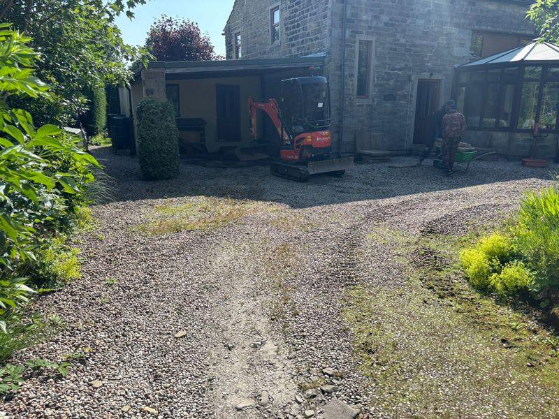 gravel driveway and lane burnley 10