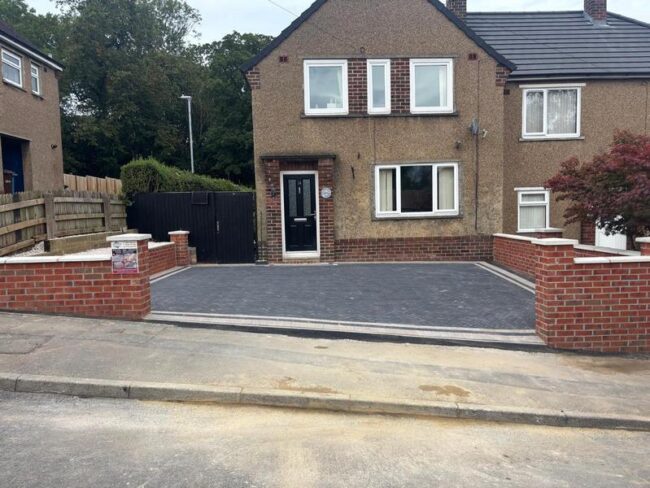 block paved driveway with brick wall nelson 09