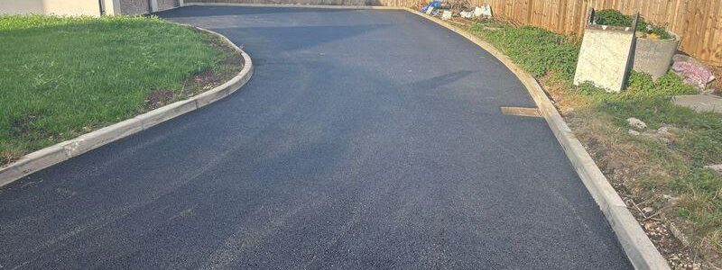 large tarmac driveway in fence burnley 02 large tarmac driveway in fence burnley 02