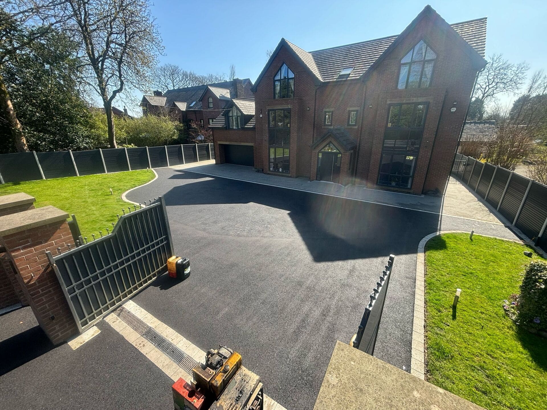 burnley tarmac driveway installations