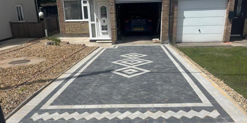 block paved driveway in blackburn 1